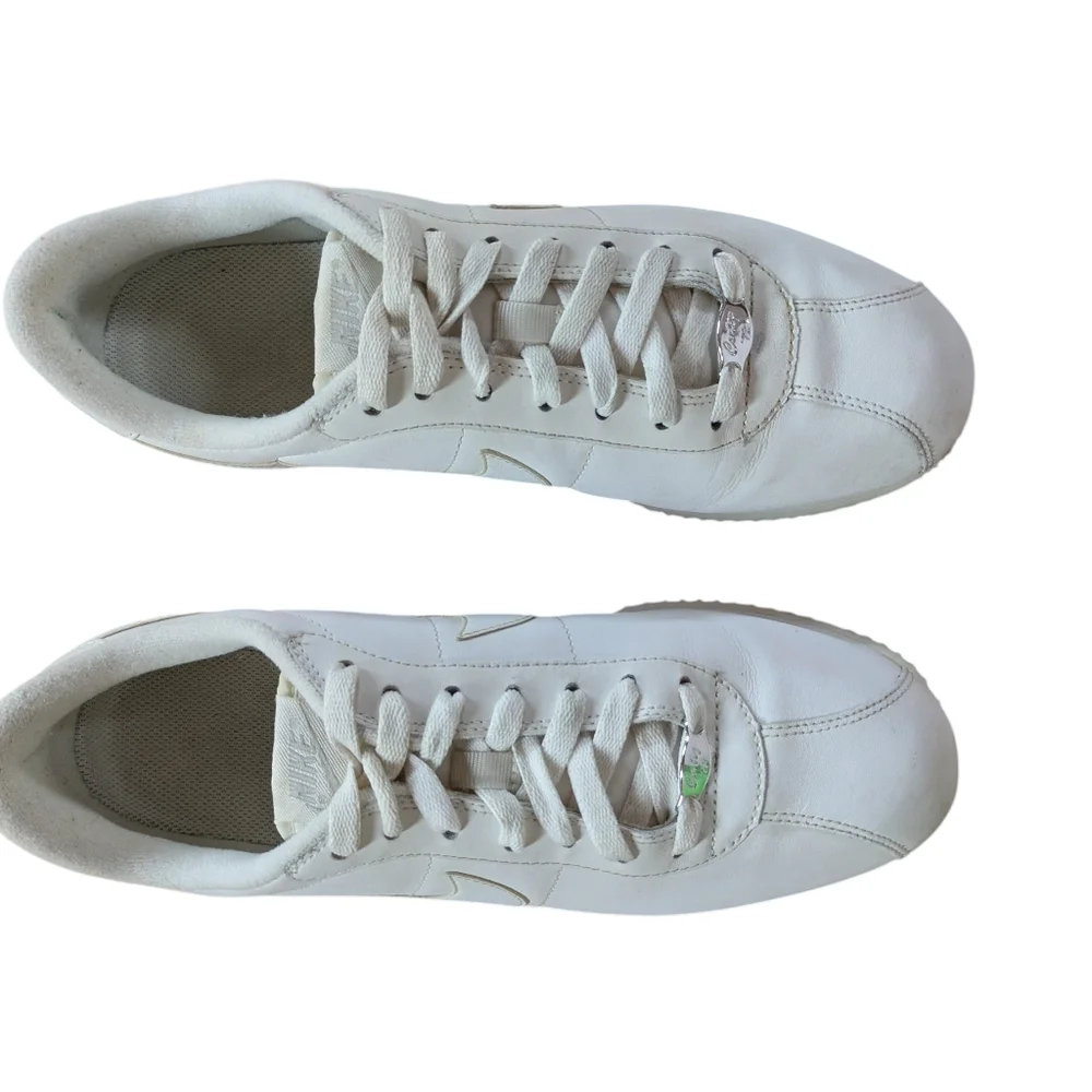 NIke Cortez 72 White Sneakers 2008 Womens Size 8.5